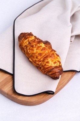 Croissant au jambon